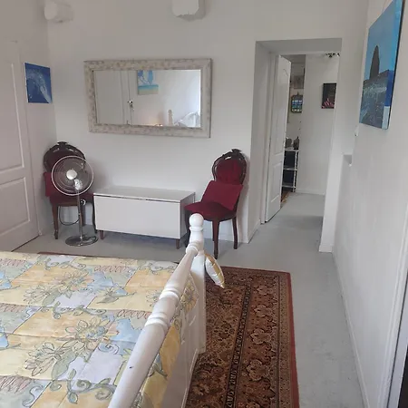 Wisteria House 3* Chanteloup (Deux-Sevres)