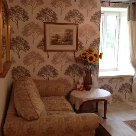 Bed & Breakfast Wisteria House *